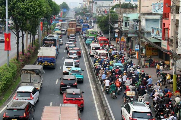 Quốc lộ 22 khi vào khung giờ cao điểm