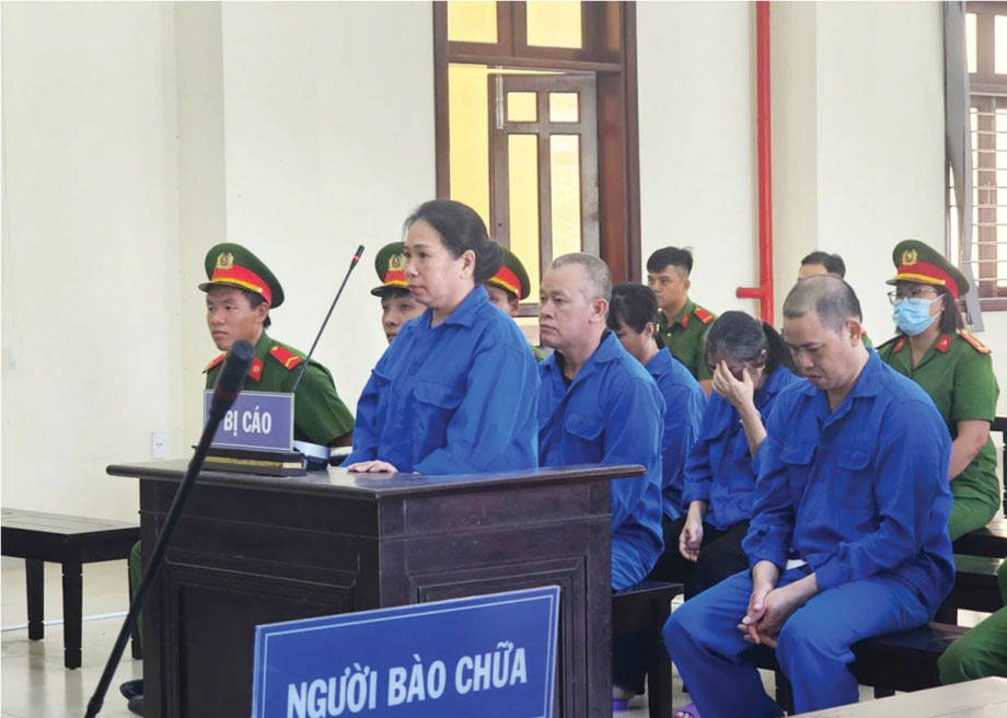 Ảnh: Các bị cáo tại tòa